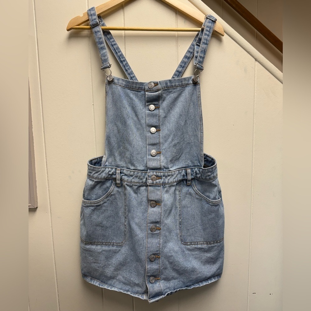 PacSun Light Wash Denim Button Down Overall Mini Skirt Size Large - Picture 2 of 5